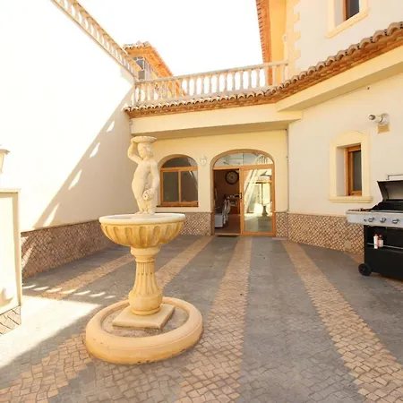 Castillo *